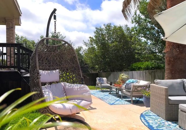 1618 Heavens Peak, San Antonio, TX 78258