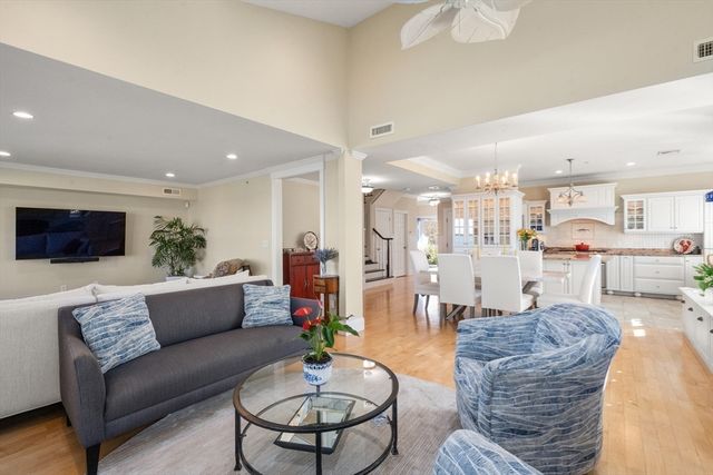 60 Robbins Road 9, Plymouth, MA 02360