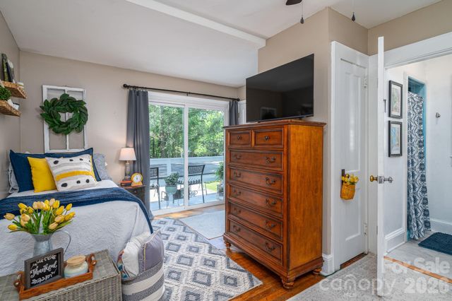 823 N Laurel Street, Lincolnton, NC 28092