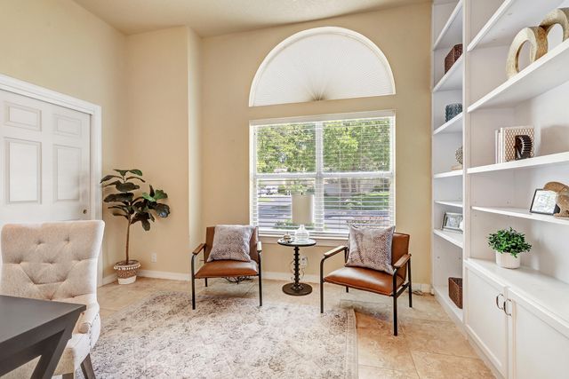11500 Pine Top Lane NE, Albuquerque, NM 87111