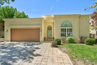 11500 Pine Top Lane NE, Albuquerque, NM 87111