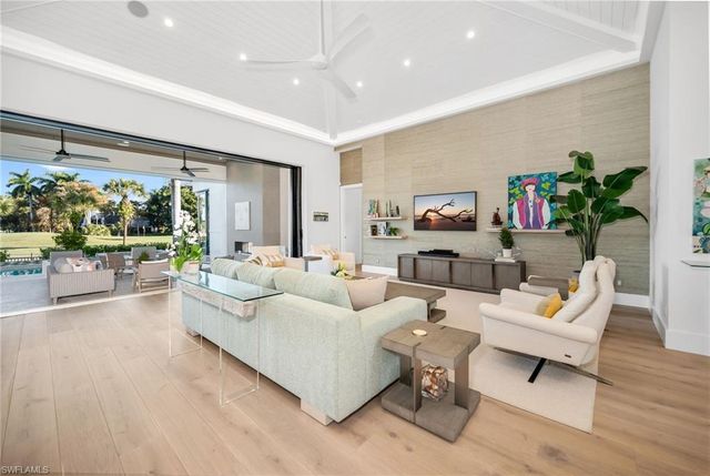 1671 Vinland WAY, Naples, FL 34105