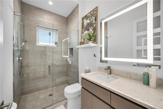 1671 Vinland WAY, Naples, FL 34105