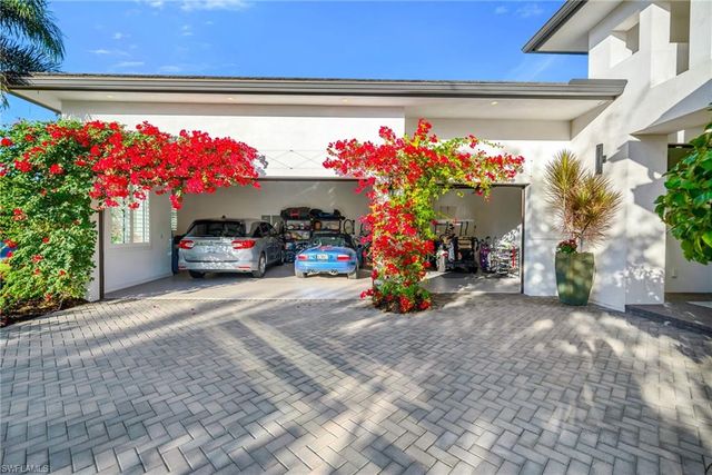 1671 Vinland WAY, Naples, FL 34105