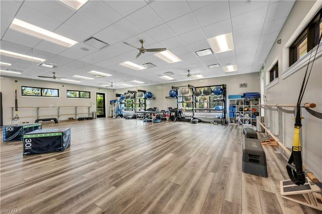 1671 Vinland WAY, Naples, FL 34105