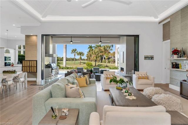 1671 Vinland WAY, Naples, FL 34105