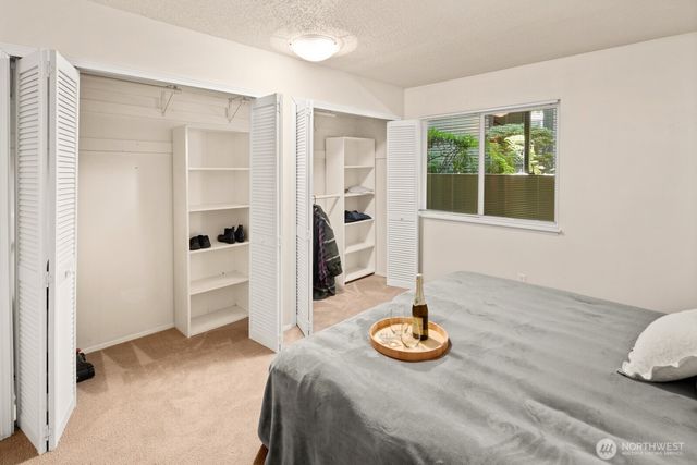 18904 8th Avenue NW #128, Shoreline, WA 98177