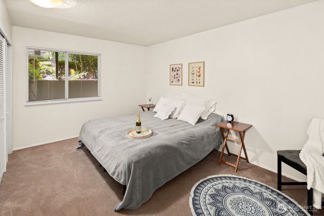 18904 8th Avenue NW #128, Shoreline, WA 98177