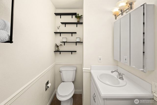 18904 8th Avenue NW #128, Shoreline, WA 98177