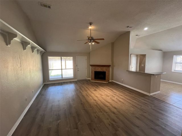 2405 Brookside Drive, Rowlett, TX 75088