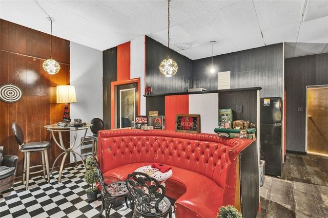 1421 5th Ave, Arnold, PA 15068