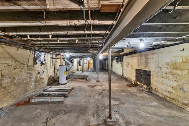 1421 5th Ave, Arnold, PA 15068