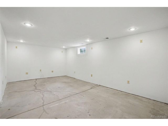 435 Dione Pl, Lone Tree, CO 80124