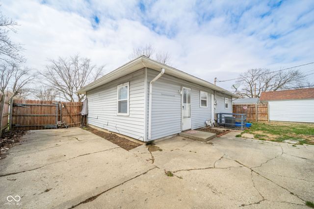 2738 Apache Drive, Anderson, IN 46012