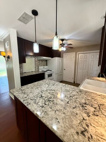 3818 Eddy Place, Shreveport, LA 71107