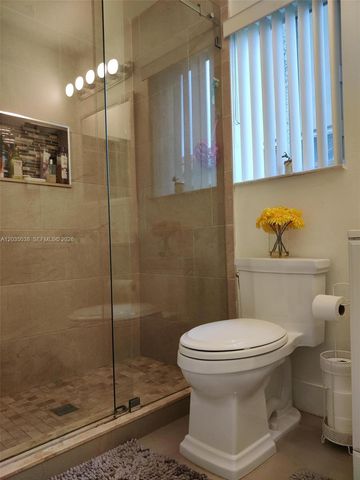 4315 Greenbriar Ln, Weston, FL 33331
