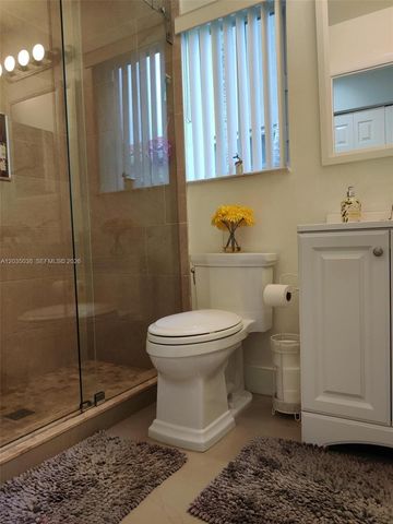 4315 Greenbriar Ln, Weston, FL 33331