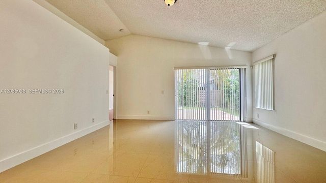 4315 Greenbriar Ln, Weston, FL 33331