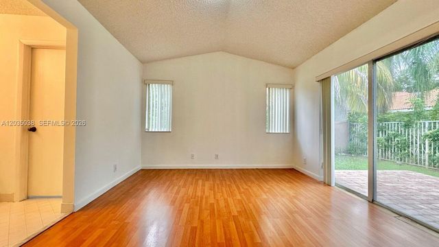 4315 Greenbriar Ln, Weston, FL 33331