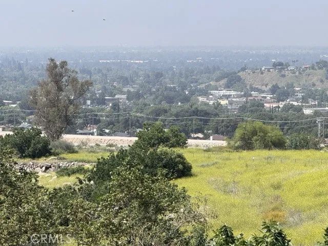 425 Arrowhead, San Bernardino, CA 92404