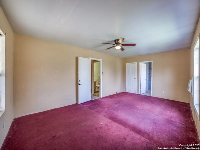 13945 Somerset, Von Ormy, TX 78073