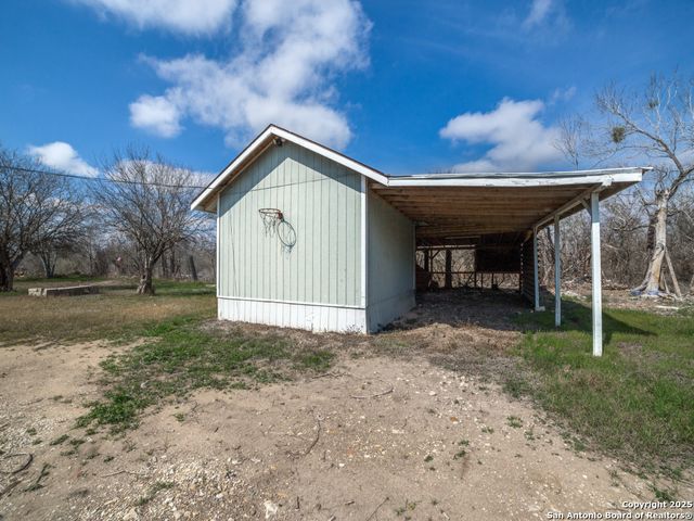 13945 Somerset, Von Ormy, TX 78073