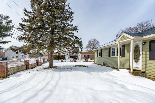 586 Child Street, Warren, RI 02885