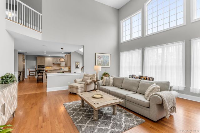 19 Sassinoro Boulevard, Cortlandt Manor, NY 10567