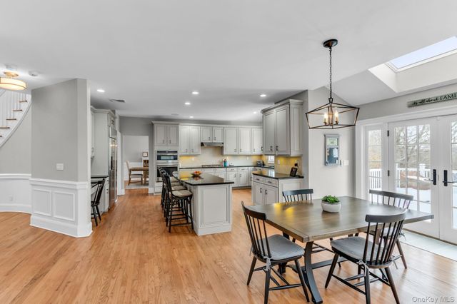 19 Sassinoro Boulevard, Cortlandt Manor, NY 10567