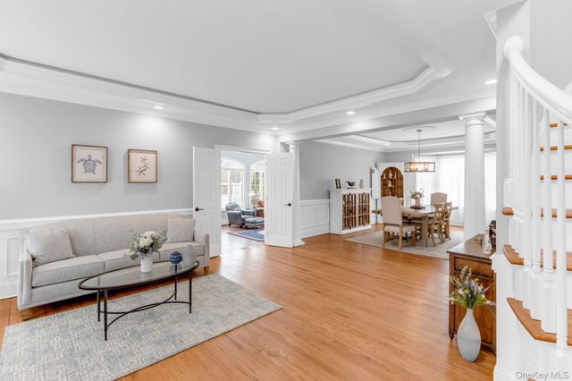 19 Sassinoro Boulevard, Cortlandt Manor, NY 10567