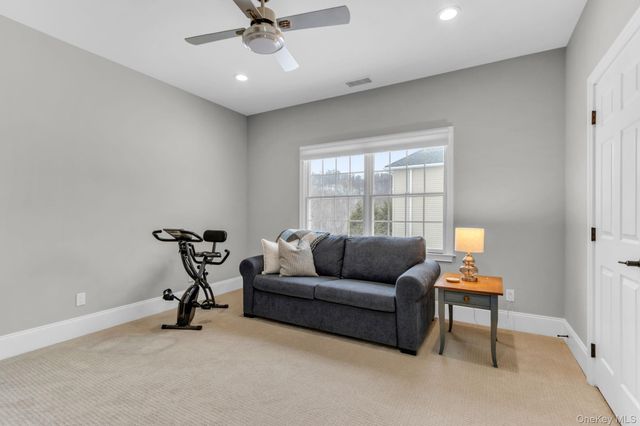 19 Sassinoro Boulevard, Cortlandt Manor, NY 10567