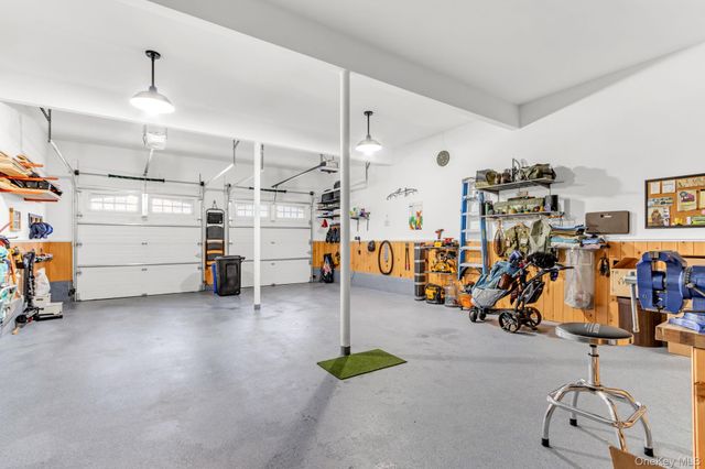 19 Sassinoro Boulevard, Cortlandt Manor, NY 10567