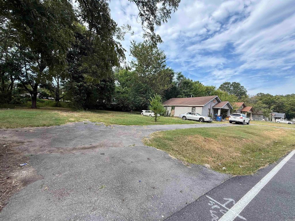 705 W 22nd Street, North Little Rock, AR 72114