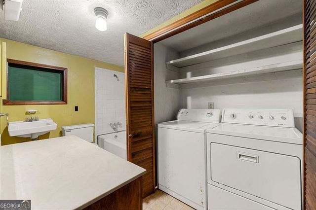 4980 CHAPEL HILL Road, Douglasville, GA 30135