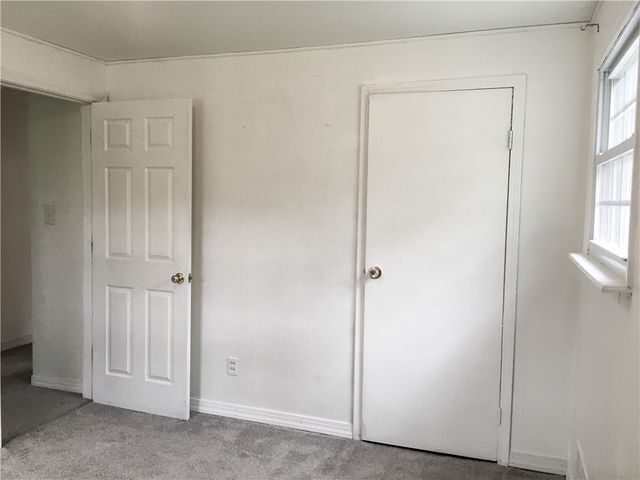 379 Millet Lane, Pleasant Hills, PA 15236