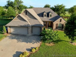 6178 Fulham Street, Claremore, OK 74019