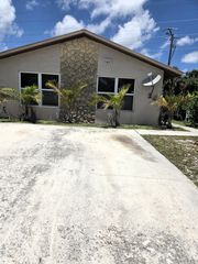 5965 Caribbean Boulevard, West Palm Beach, FL 33407