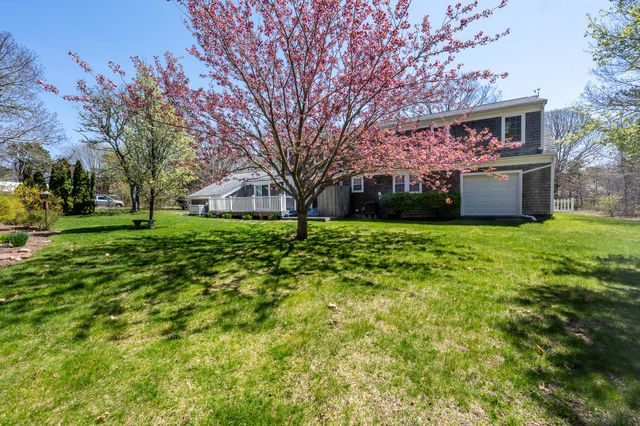 15 Runway Lane, Eastham, MA 02642