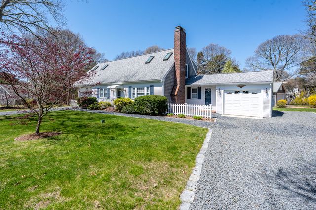 15 Runway Lane, Eastham, MA 02642