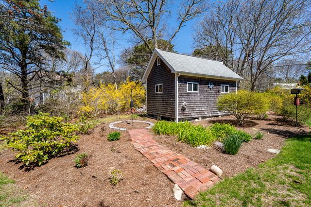 15 Runway Lane, Eastham, MA 02642