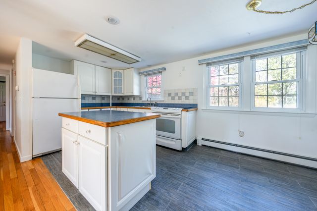 15 Runway Lane, Eastham, MA 02642