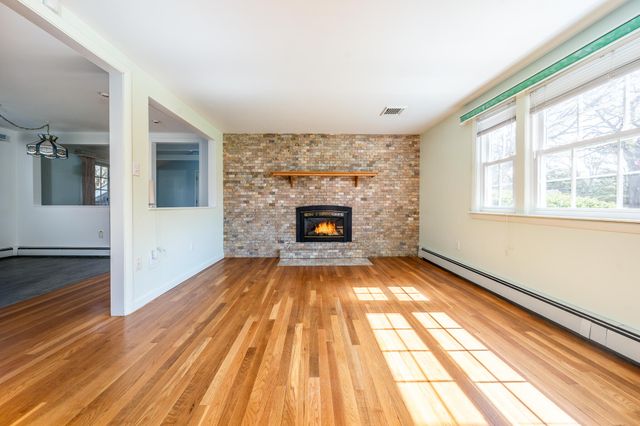 15 Runway Lane, Eastham, MA 02642