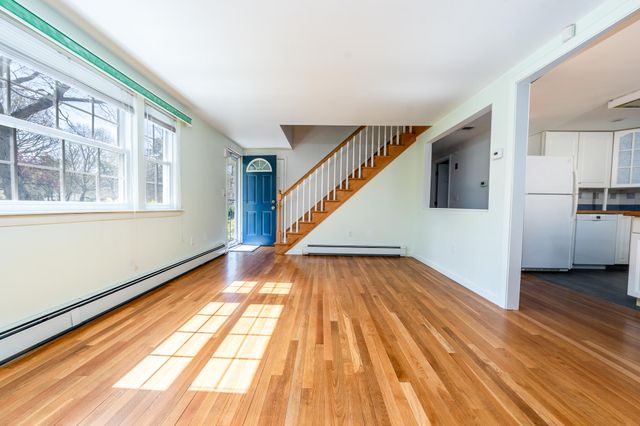 15 Runway Lane, Eastham, MA 02642
