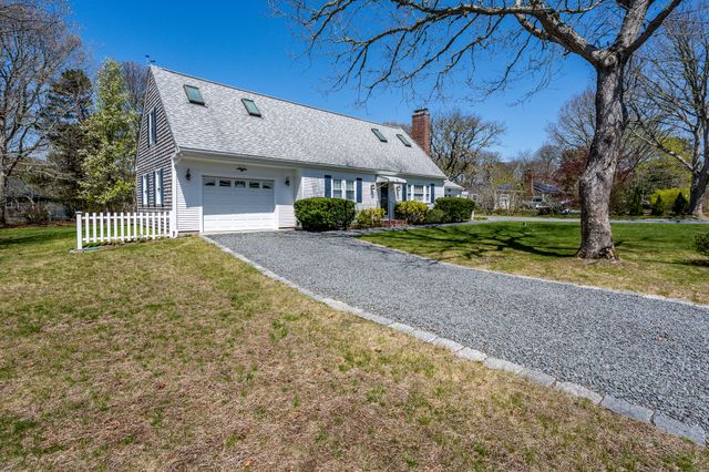 15 Runway Lane, Eastham, MA 02642
