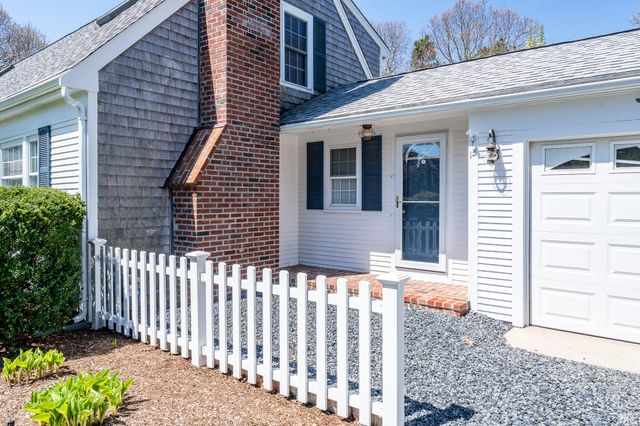 15 Runway Lane, Eastham, MA 02642