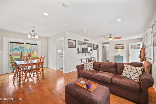 9 Maple Lane, Howell, NJ 07731