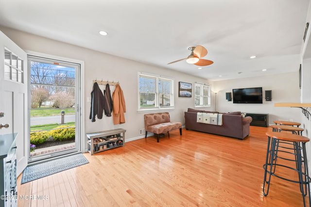 9 Maple Lane, Howell, NJ 07731