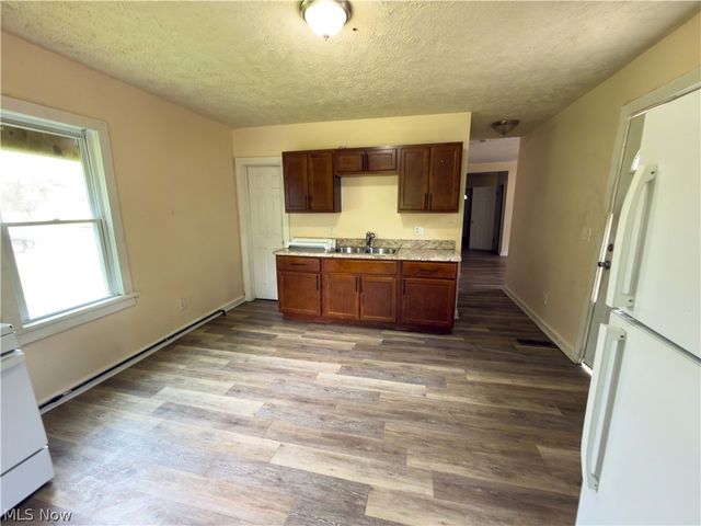3280 E 128th Street, Cleveland, OH 44120