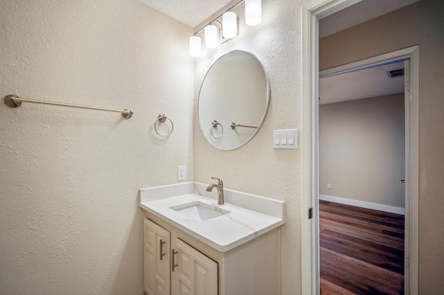 16723 Kieth Harrow Blvd, Houston, TX 77084