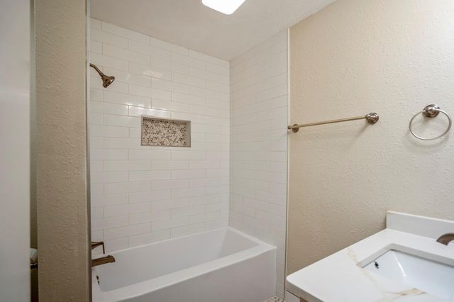 16723 Kieth Harrow Blvd, Houston, TX 77084